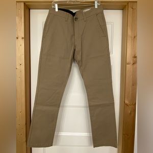 Volcom freakin Chino size 32